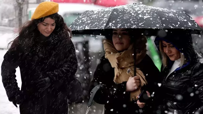 Son dakika… Meteoroloji’den yeni uyarı! Kar ve sağanak alarmı: Okullar tatil edildi