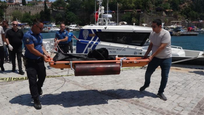 Antalya'da vahşet: Denizde, kol, bacak ve başsız cansız beden bulundu