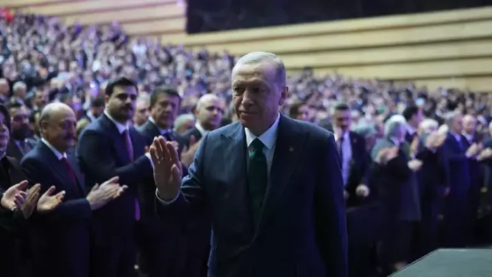 Cumhurbaşkanı Erdoğan, AK Parti'nin Ankara ve İzmir belediye başkan adaylarını açıkladı