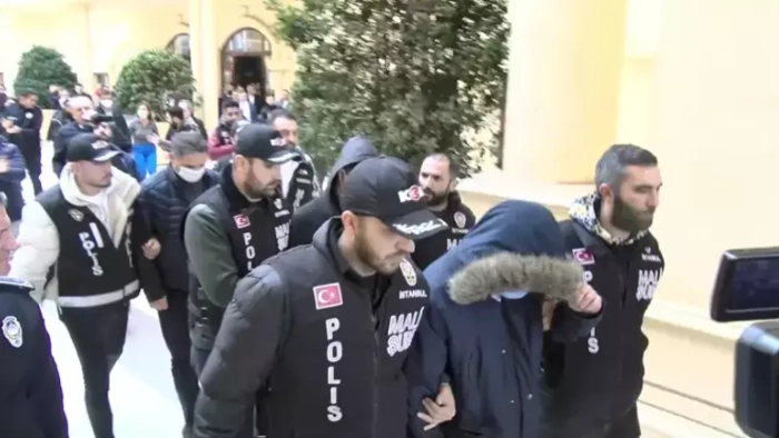 Büyükçekmece Belediyesi'nde rüşvet operasyonu! Dursun Boran'ın Rüşvete aracılık yaptığı iddia ediliyor.